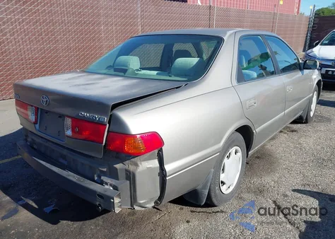 2000 Toyota Camry Ce из США, поврежденный, VIN 4T1BG22K6YU703889